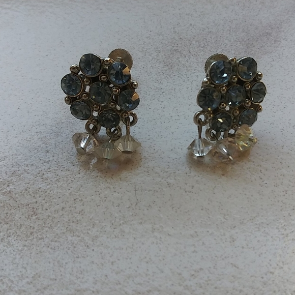 Vintage Blue Crystal Costume Crank Earrings - Picture 9 of 14